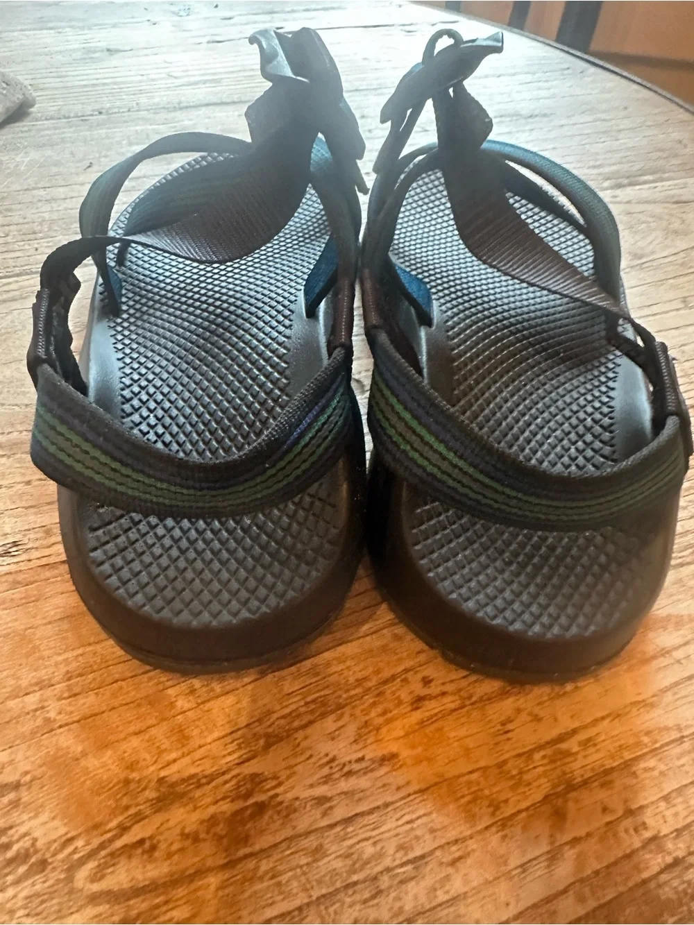 Chaco River Hiking 🥾 sandal men’s size 8 woman’s 9.5